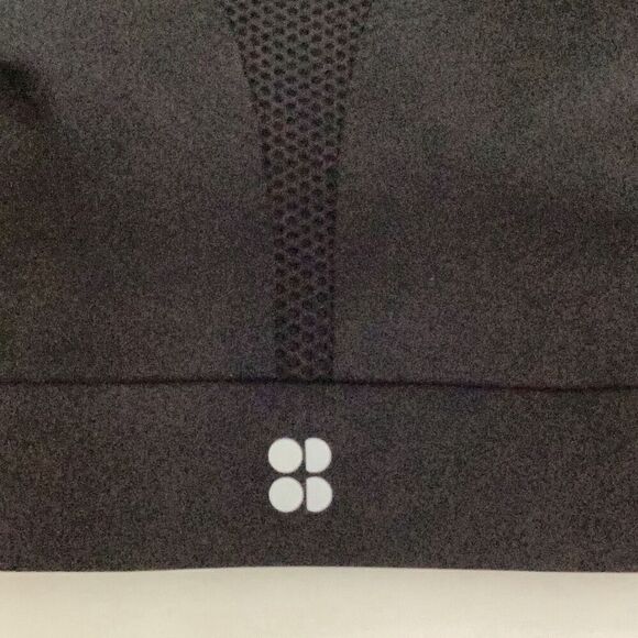 New. Sweaty Betty black sports bra. 32C. Retails $80 - Picture 8 of 11